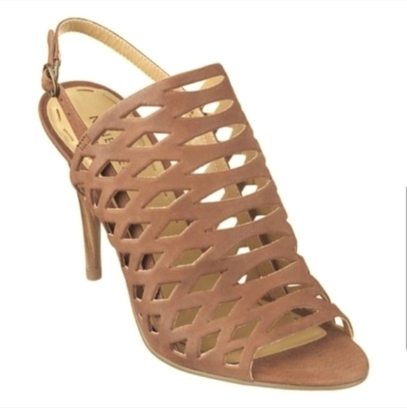 Nine West Tan Sandal Heels - Picture 7 of 7